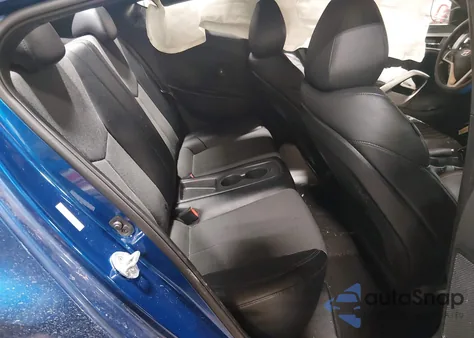 2016 Hyundai Veloster from USA, damaged, VIN KMHTC6AD7GU302358